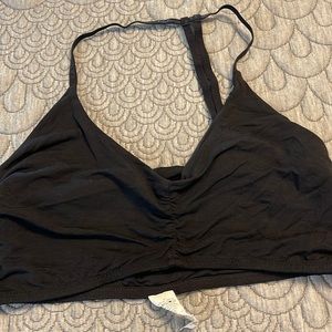 Cute lil’ black bra